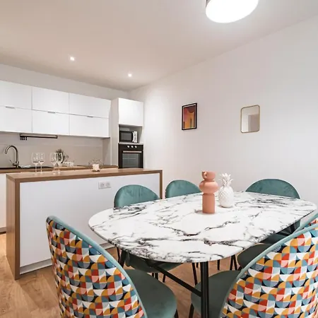 Apartment Ikizen - Royal Confort - Cathedrale - Hypercentre - Parking *