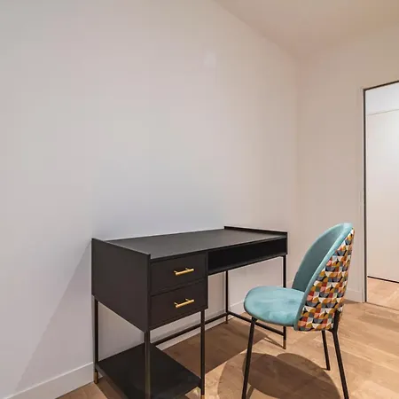 Ikizen - Royal Confort - Cathedrale - Hypercentre - Parking Apartment Reims