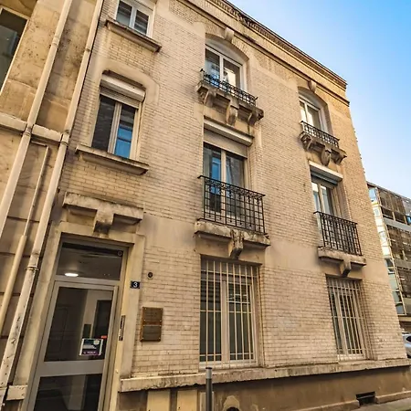 Ikizen - Royal Confort - Cathedrale - Hypercentre - Parking Apartment