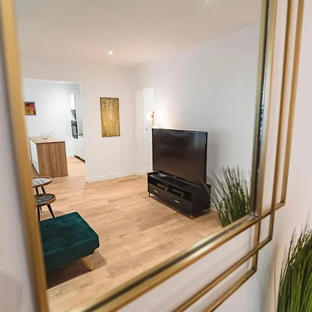 Ikizen - Royal Confort - Cathedrale - Hypercentre - Parking Apartment *